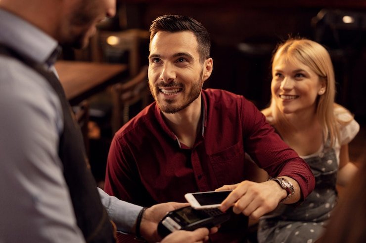 BandarQ card dealing animation in high definition